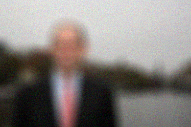  Er is een man opgestaan