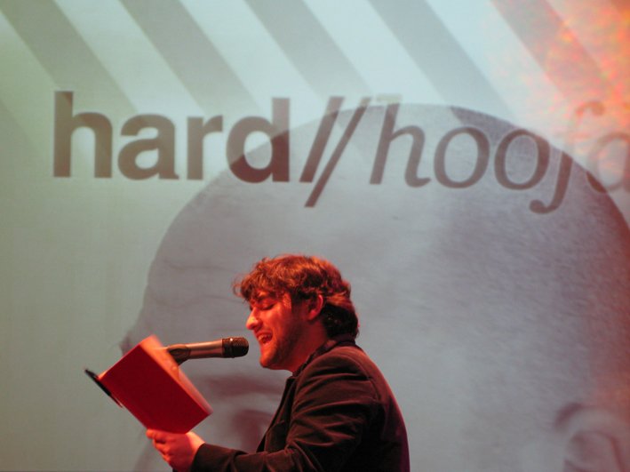 Hardhoofd zoekt (weer) hulp