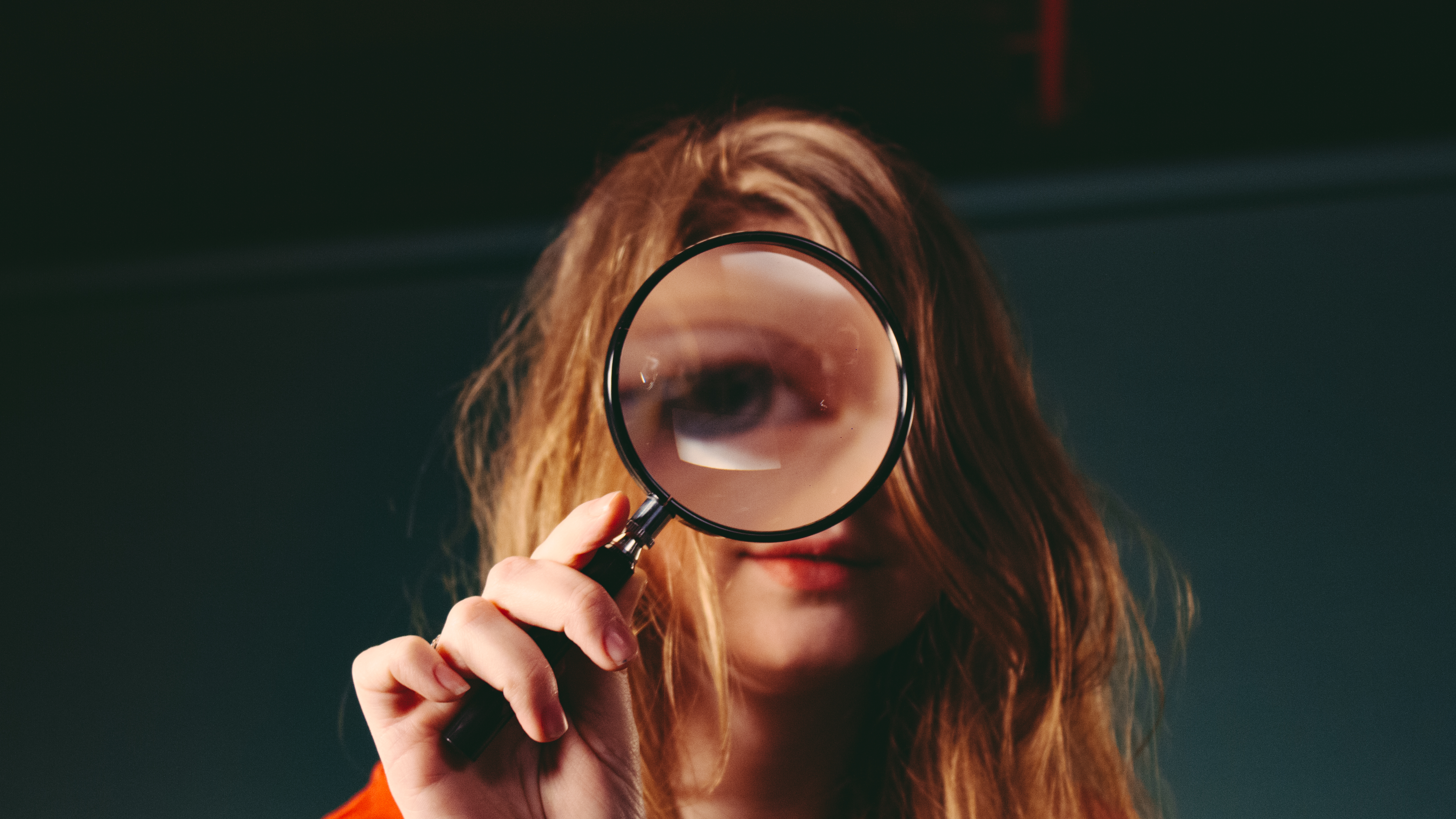 Vacature: Adjunct-hoofdredacteur Literair